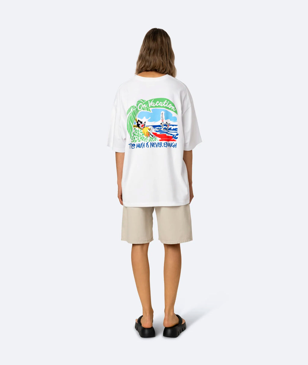 HAWAII T-SHIRT - WHITE ON VACATION