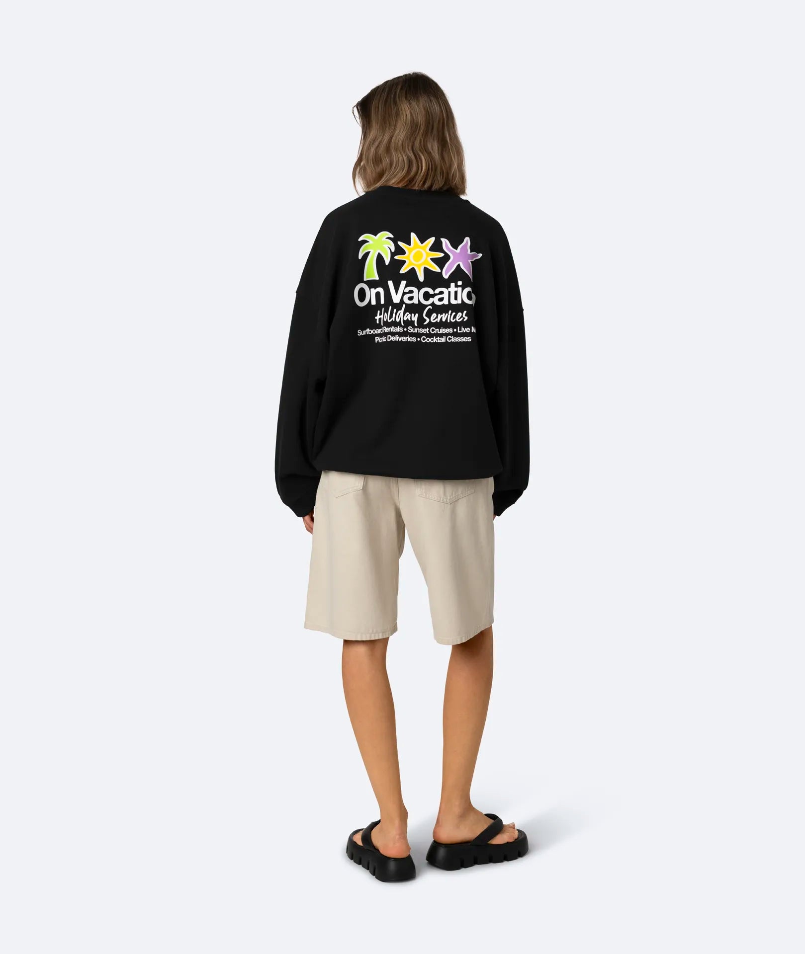 HOLIDAY SERVICE SWEATER - BLACK ON VACATION